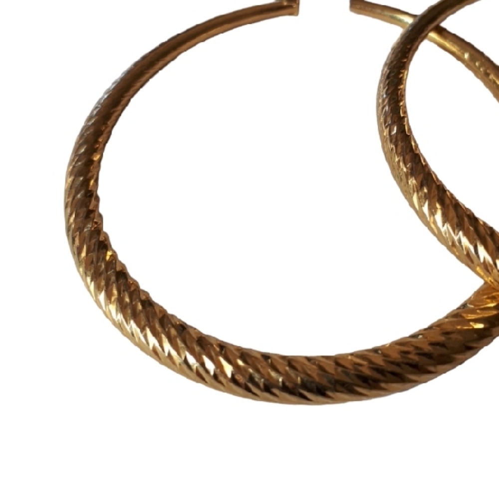 Gold hoops - Picture 2 of 2